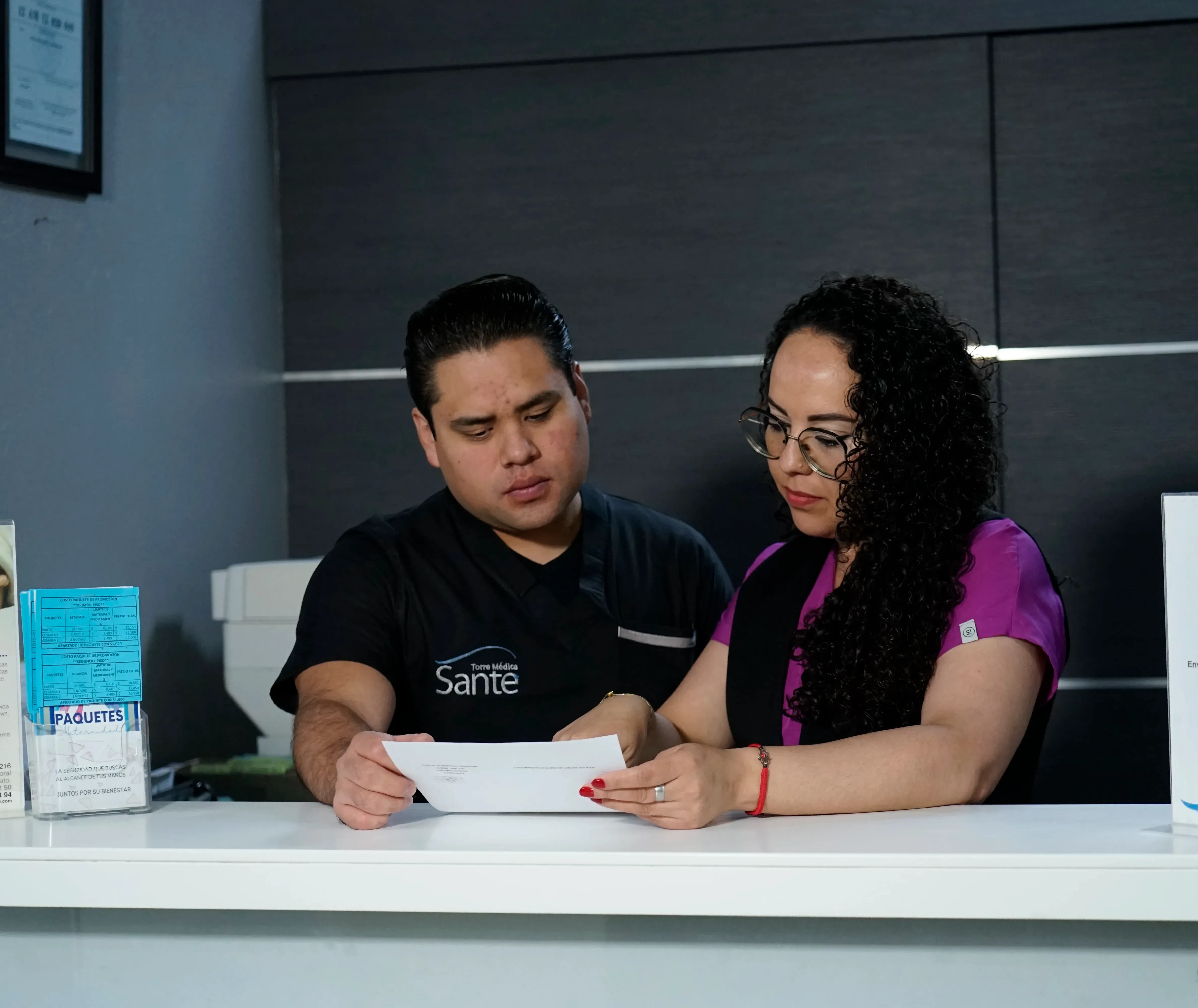 Atención médica  24 horas